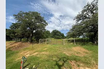 137 Neely Trail, Gainesville, TX 76240 - Photo 15