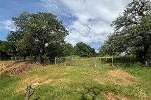 137 Neely Trail, Gainesville, TX 76240 - Photo 15