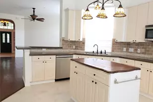 8920 Cedar Breaks Dr, Plano, TX 75025 - Photo 9
