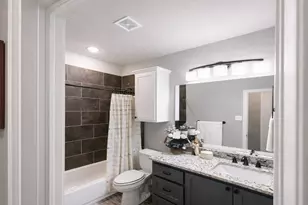 135 Kiowa Dr, Greenville, TX 75402 - Photo 13