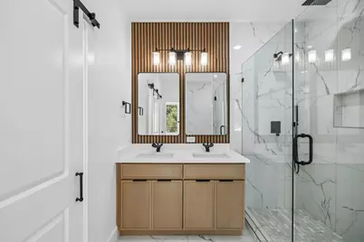 2402 Dyson Street, Dallas, TX 75215 - Photo 17