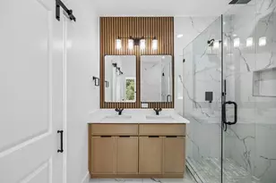 2402 Dyson St, Dallas, TX 75215 - Photo 17