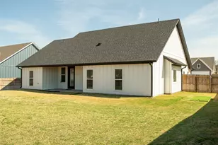 420 Red Bud Ln, Tolar, TX 76476 - Photo 21