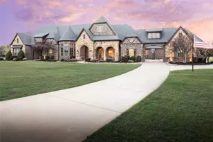 2525 Whispering Acres Ln, Lucas, TX 75002 - Photo 1