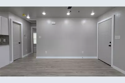 2703 Marjorie Avenue, Dallas, TX 75216 - Photo 9