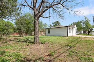 2703 Marjorie Ave, Dallas, TX 75216 - Photo 11