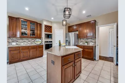 8200 Weiss Avenue, Plano, TX 75025 - Photo 11