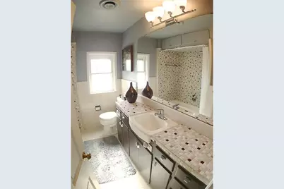 2212 Lipscomb Street, Fort Worth, TX 76110 - Photo 7