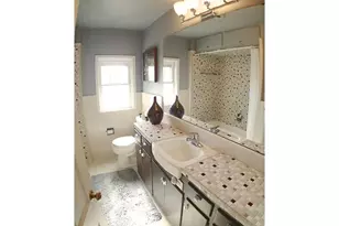 2212 Lipscomb St, Fort Worth, TX 76110 - Photo 7