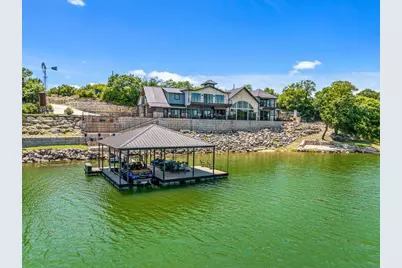 212 Hilltop Drive, Gainesville, TX 76240 - Photo 3