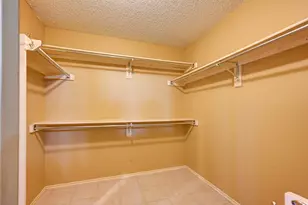 3311 Greenglen Cir, Carrollton, TX 75007 - Photo 23