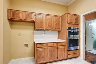 3311 Greenglen Cir, Carrollton, TX 75007 - Photo 9