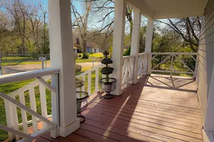 805 W Green St, Palestine, TX 75801 - Photo 1