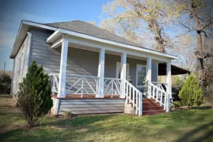 805 W Green St, Palestine, TX 75801 - Photo 1