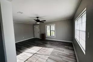 1815 W Brockett St, Sherman, TX 75092 - Photo 3