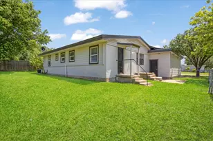 1815 W Brockett St, Sherman, TX 75092 - Photo 21