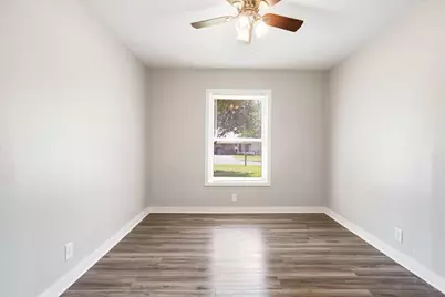 1815 W Brockett Street, Sherman, TX 75092 - Photo 15