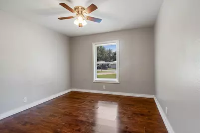 1815 W Brockett Street, Sherman, TX 75092 - Photo 17