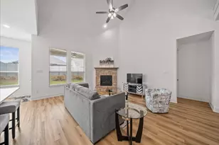 2409 Plover Ln, Argyle, TX 76226 - Photo 9