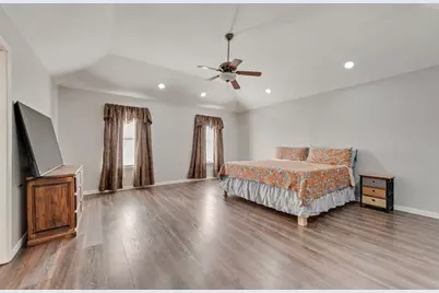 5701 Sea Breeze Lane, Fort Worth, TX 76135 - Photo 17