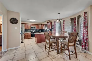 5701 Sea Breeze Ln, Fort Worth, TX 76135 - Photo 9