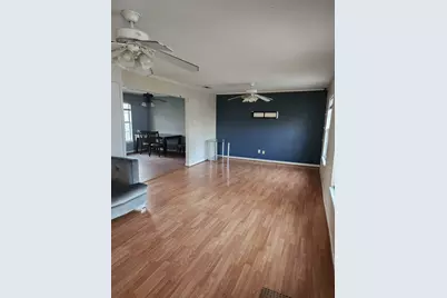 118 E Daugherty Drive, Garland, TX 75041 - Photo 5