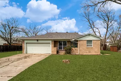 266 W Fulton Street, Van Alstyne, TX 75495 - Photo 1