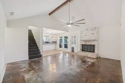 1105 Parkhill Avenue, Saginaw, TX 76179 - Photo 9