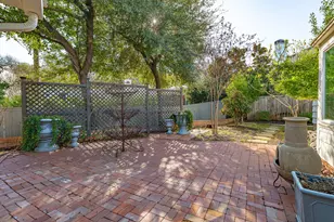 421 W Hazelwood Dr, Fort Worth, TX 76107 - Photo 33