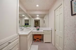 421 W Hazelwood Dr, Fort Worth, TX 76107 - Photo 29