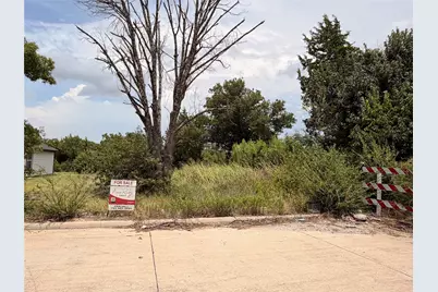 950 Bluff View Drive, Hutchins, TX 75141 - Photo 1