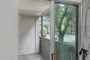 4837 Cedar Springs Rd, Dallas, TX 75219 - Photo 15