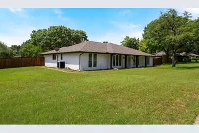 610 Athenia Way, Duncanville, TX 75137 - Photo 3