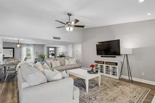 8533 Van Pelt Dr, Dallas, TX 75228 - Photo 15