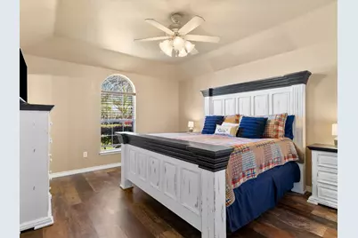 900 Fenway Lane, Saginaw, TX 76179 - Photo 9