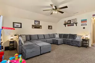 900 Fenway Ln, Saginaw, TX 76179 - Photo 19