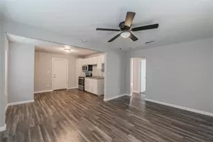 1809 Daniel St, Fort Worth, TX 76104 - Photo 5