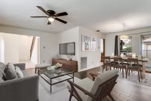 3438 Spring Willow Dr, Grapevine, TX 76051 - Photo 3