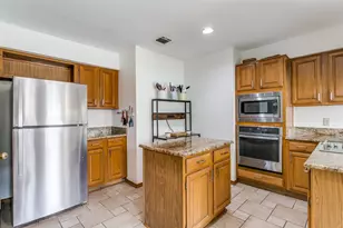 3438 Spring Willow Dr, Grapevine, TX 76051 - Photo 11