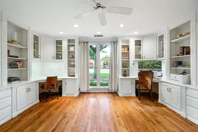 4710 Bobbitt Drive, Dallas, TX 75229 - Photo 13