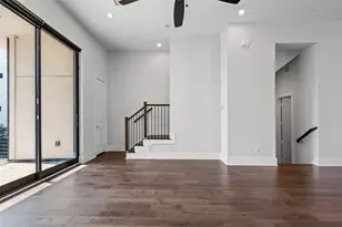 381 E Greenbriar Ln, Dallas, TX 75203 - Photo 15