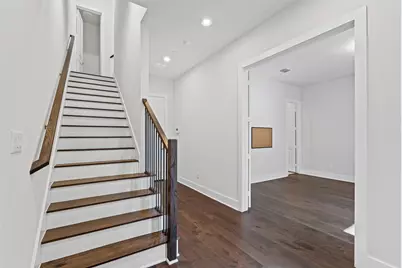 381 E Greenbriar Lane #501, Dallas, TX 75203 - Photo 31