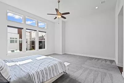 381 E Greenbriar Lane #501, Dallas, TX 75203 - Photo 19