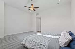 381 E Greenbriar Ln, Dallas, TX 75203 - Photo 25