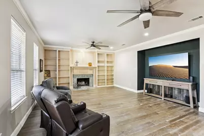 516 Shady Oaks Trail, Burleson, TX 76028 - Photo 9