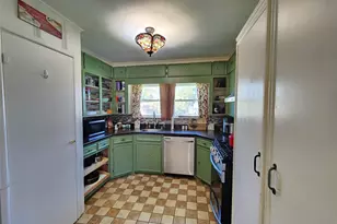 319 E Hubbard St, Lindale, TX 75771 - Photo 3