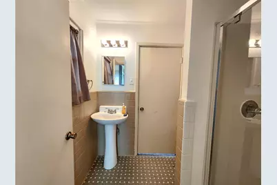 319 E Hubbard Street, Lindale, TX 75771 - Photo 15