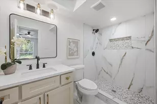 5511 Parliament Dr, Arlington, TX 76017 - Photo 17