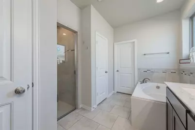 717 Seabourne Drive, Saginaw, TX 76179 - Photo 15