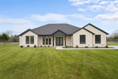 903 Dupont Circle, Corsicana, TX 75110 - Photo 1